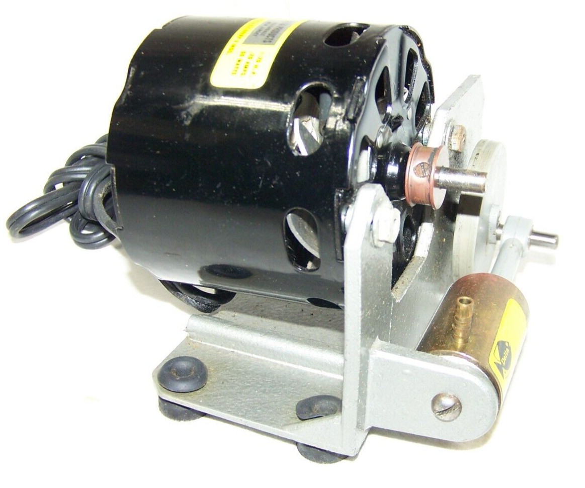 Vintage DELTA DELUXE PISTON PUMP Aquarium Piston Air Pump