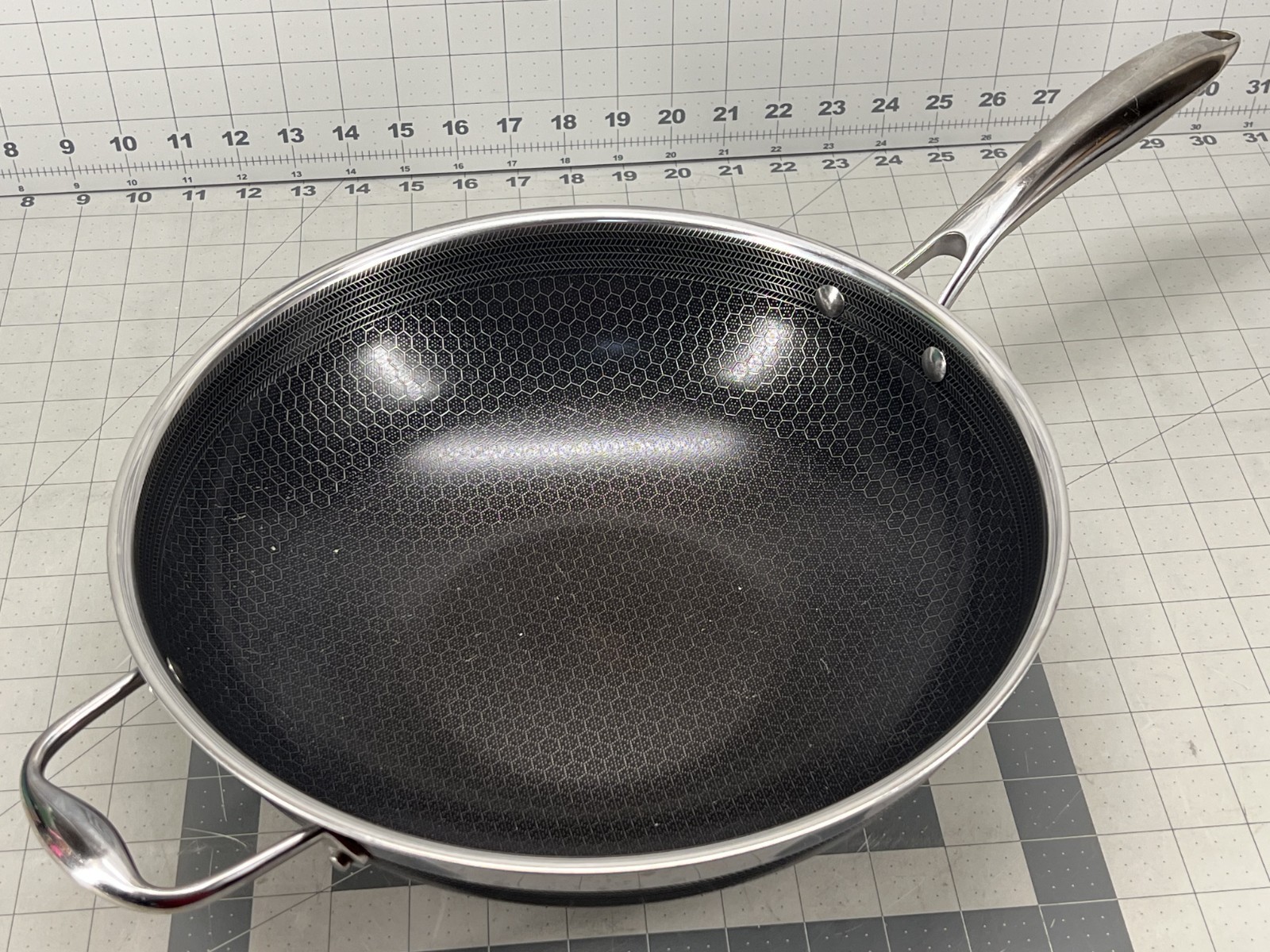 HexClad Hybrid Nonstick 12-Inch Wok Frying Pan (No Lid) - Used!