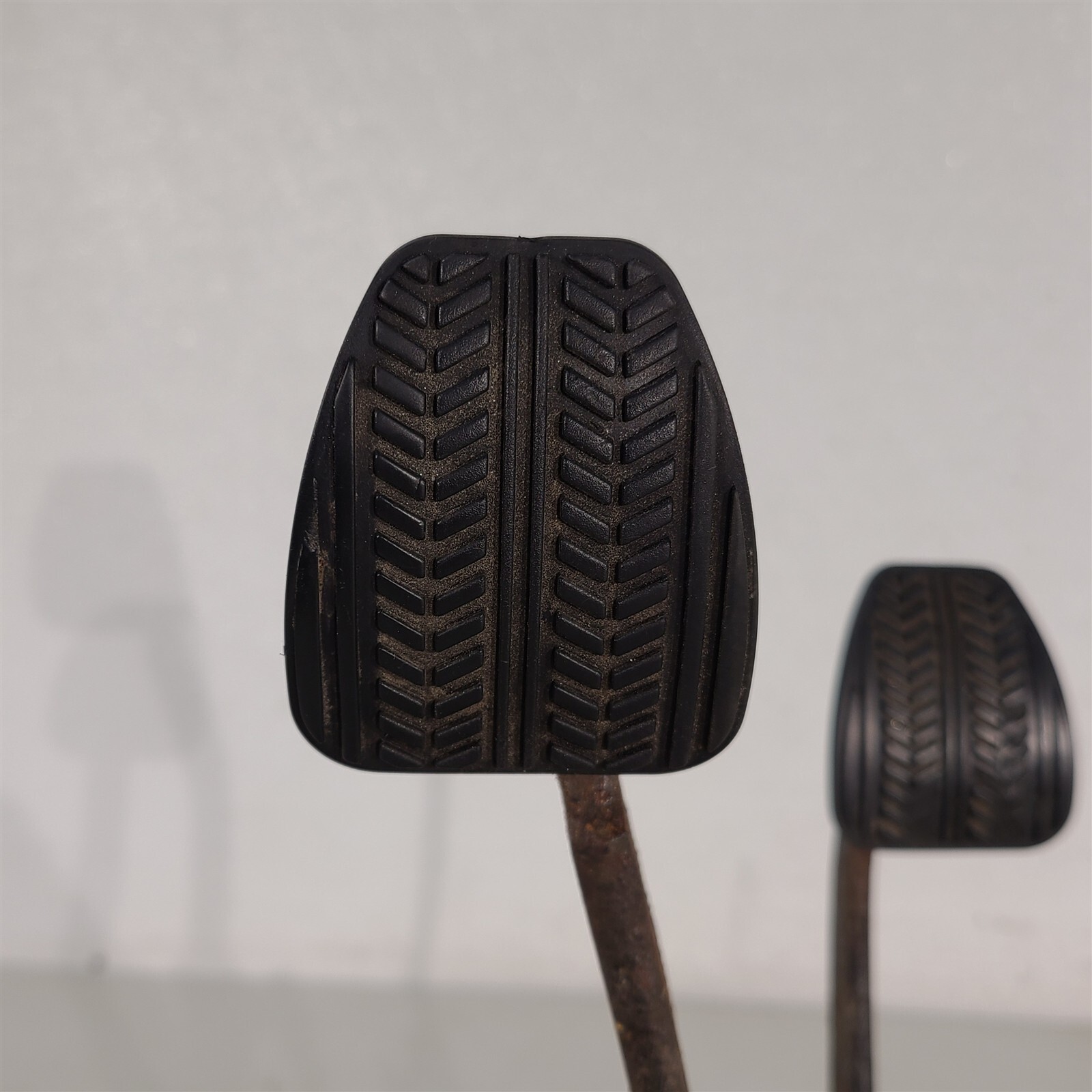 94-98 Mustang Clutch & Brake Pedal Assembly Manual Trans Aa7475 - NOTE