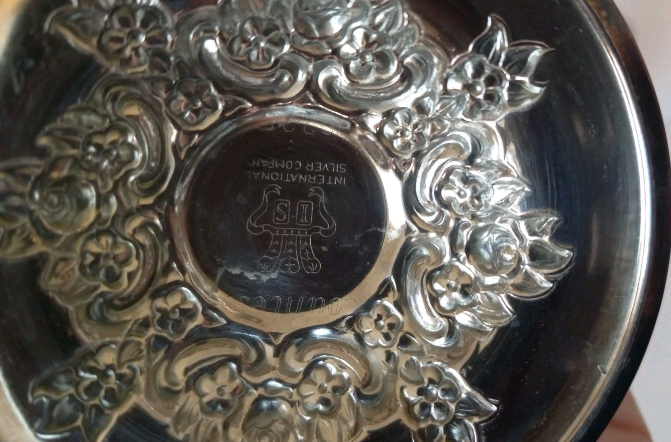 4 International Silver Company 7" Wine Glasses, Goblets COUNTESS Ornate