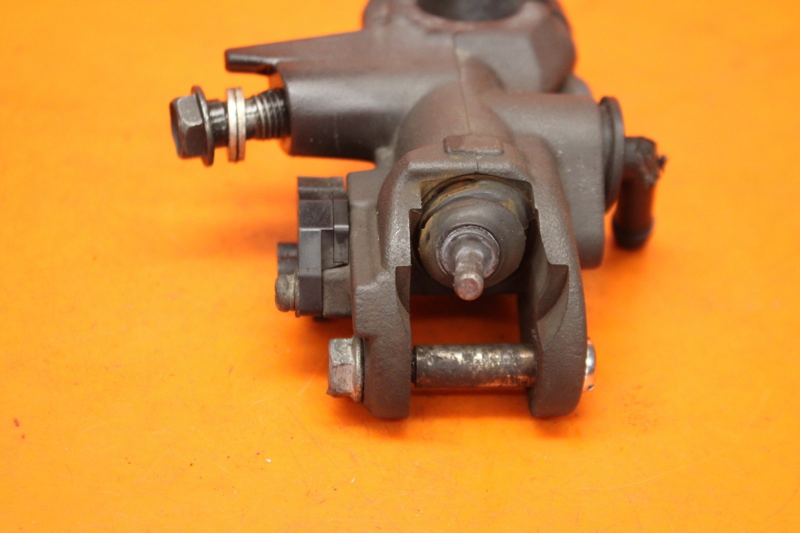 17-26 2018 KAWASAKI NINJA ZX6R OEM FRONT BRAKE MASTER CYLINDER