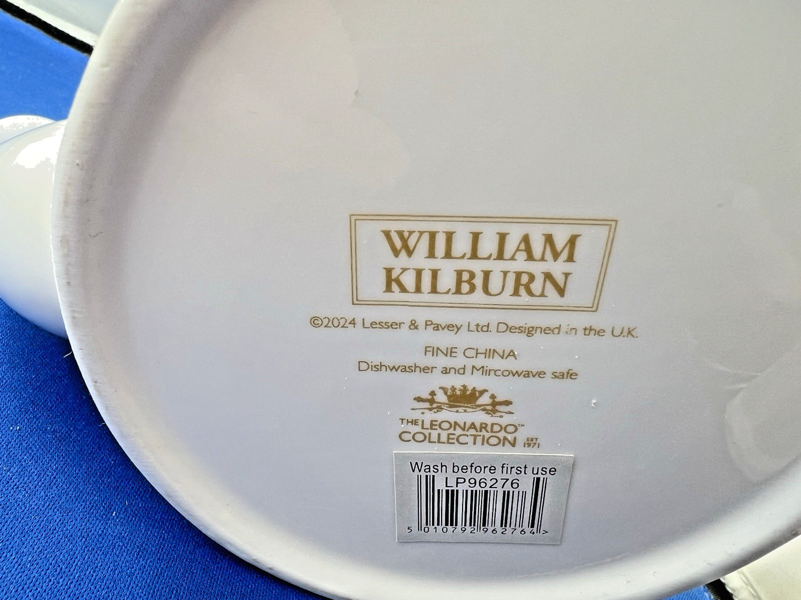 WILLIAM KILBURN Fine China 26oz Teapot Gift Boxed NEW UNUSED