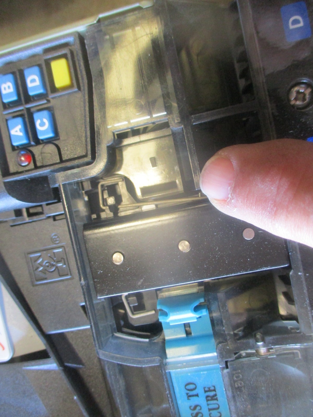 2 Used MARS Series 4000 Coin Changer VN4510 Tested Working, 1 Damaged