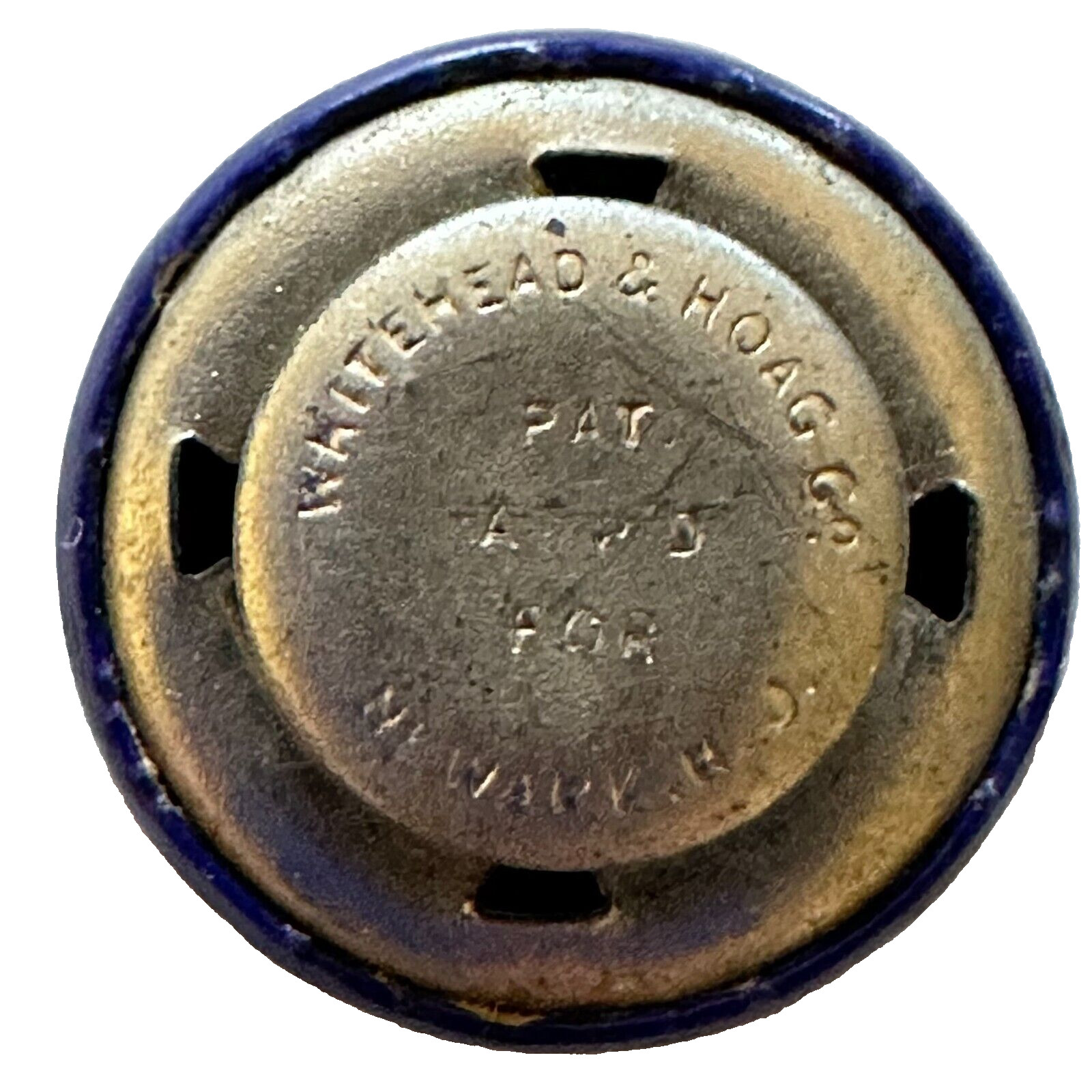 Hendee's Silver King Bicycles Hendee & Nelson Mfg Co Stud Back Celluloid Button
