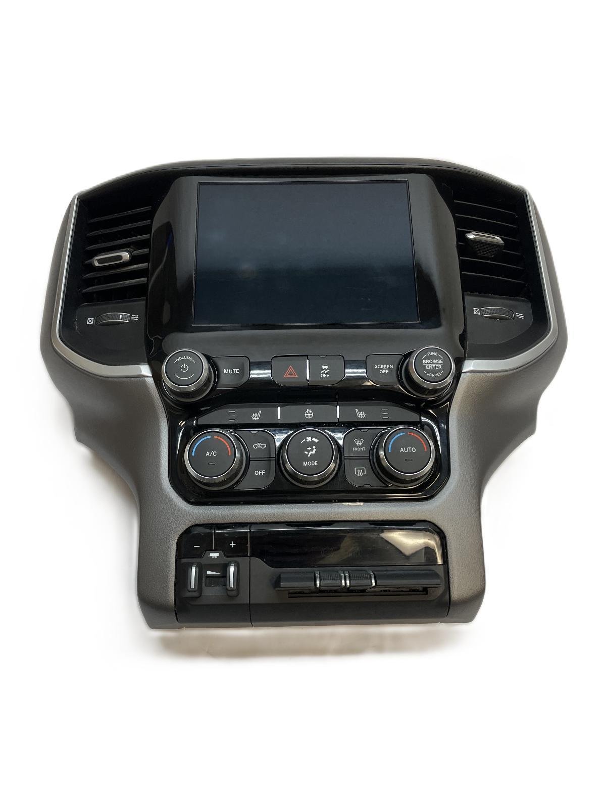 2022 DODGE RAM 2500 RADIO DISPLAY 8.4" SCREEN DASH BEZEL HEAT/AC CONTROLS OEM
