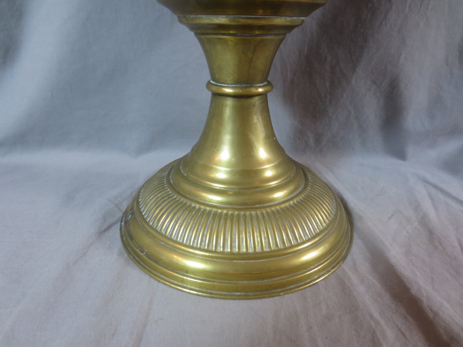 Antique Vintage British Made Oil Lamp & Chimney Shepards Hut Farmhouse