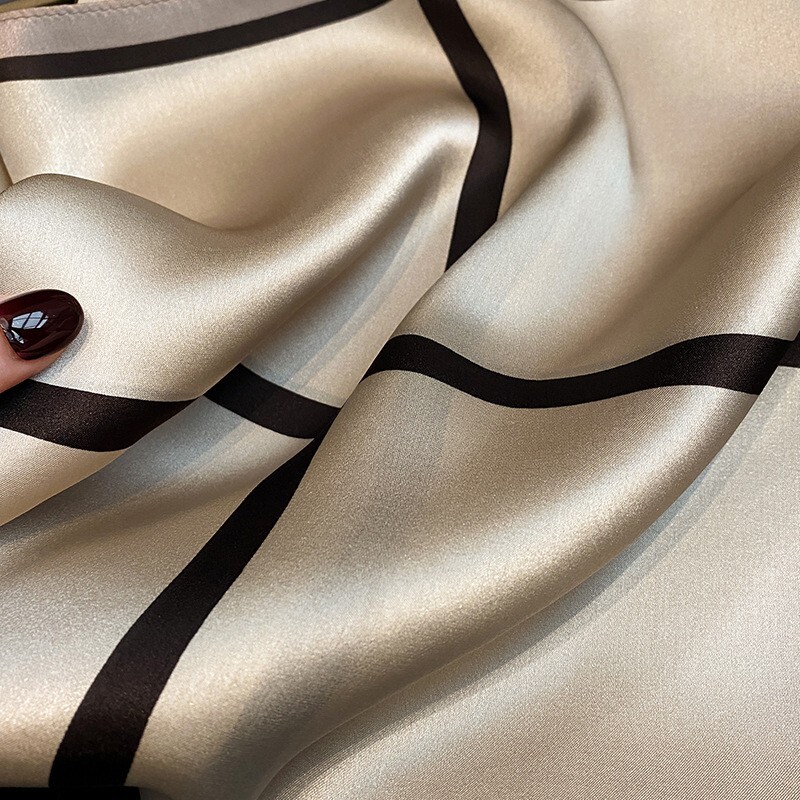 100% Mulberry Silk 27" Square Scarf Women Neckerchief Wrap Fashion Design Check