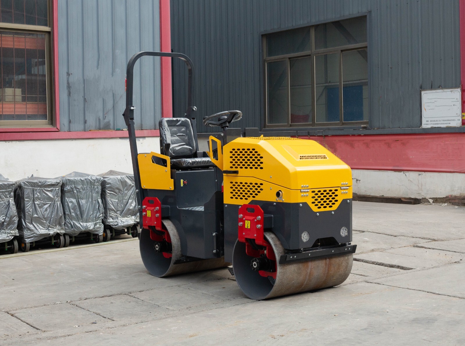 1.5Ton Gasoline Hydraulic Vibrating Tandem Asphalt Compactor Road Roller