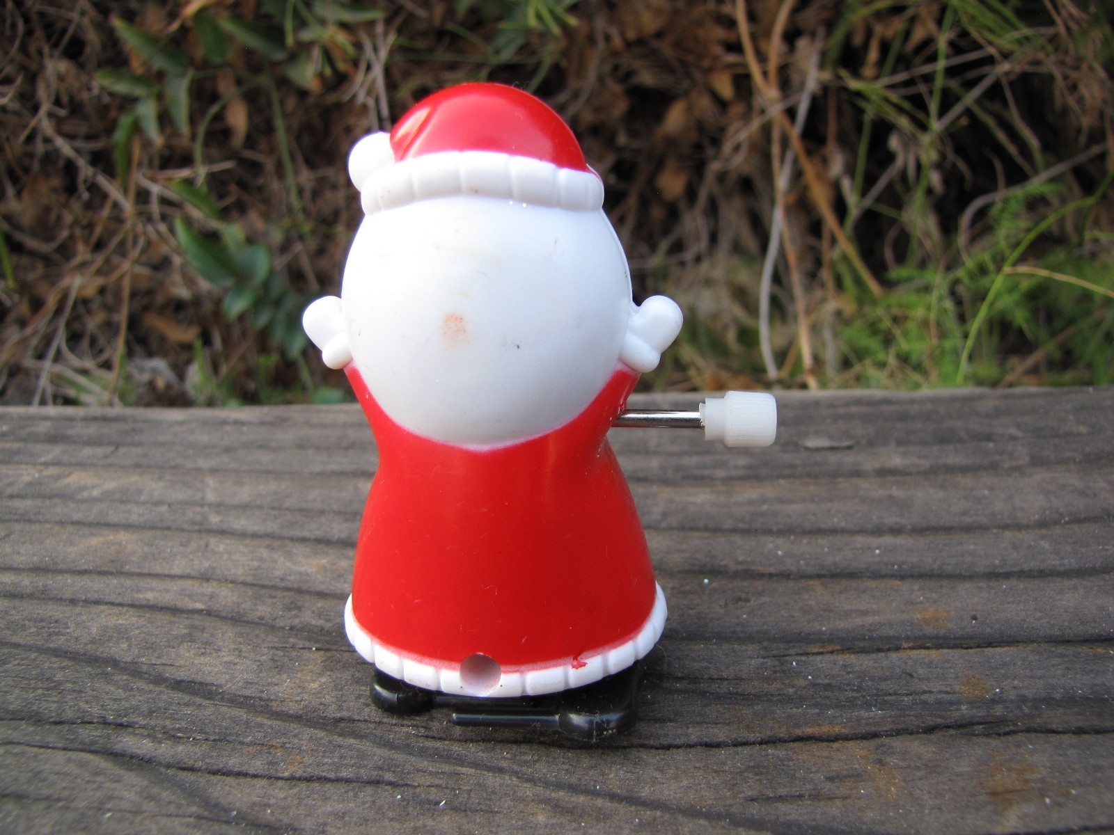 Wind-Up Walking Santa Claus Greenbrier Inc. 2.5" Inch Vintage Plastic