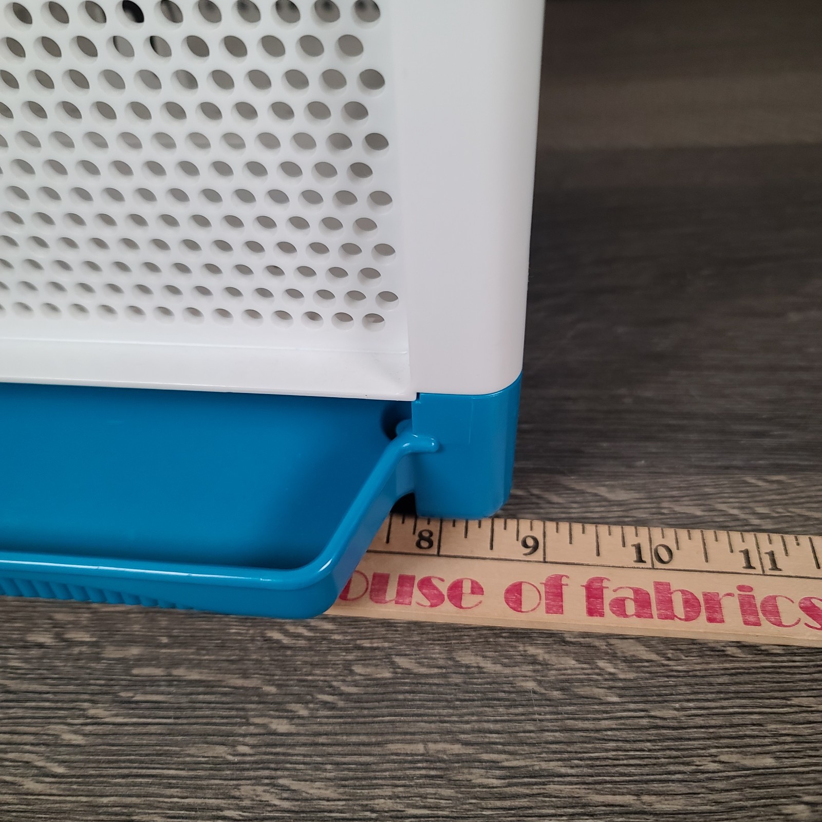 VTG Hasbro Lite Bright Cube with Tons Of Pegs and Light Sheets-Tested and Works