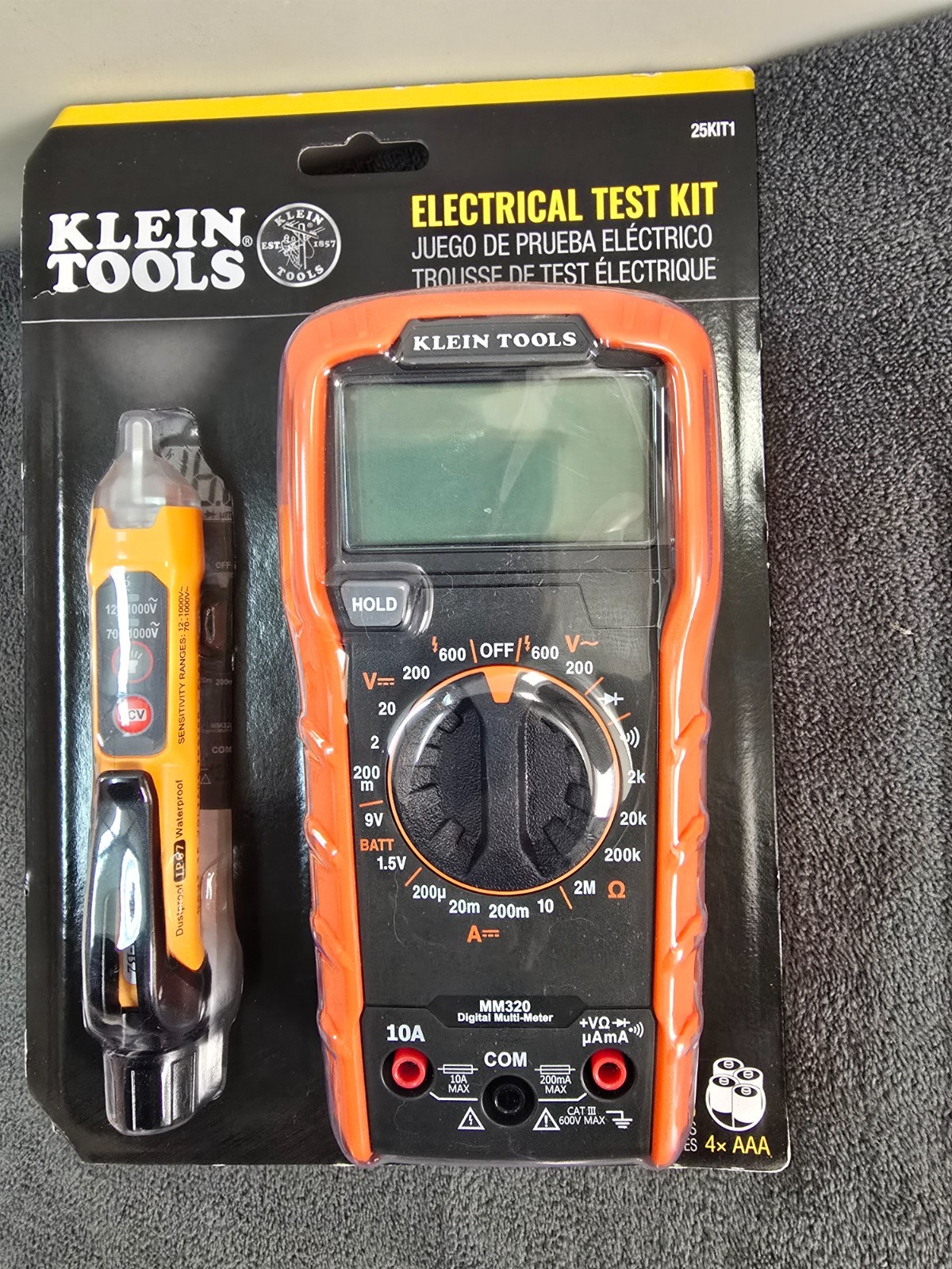 Klein Tools Digital Multimeter and Non-Contact Voltage Tester Set MM320