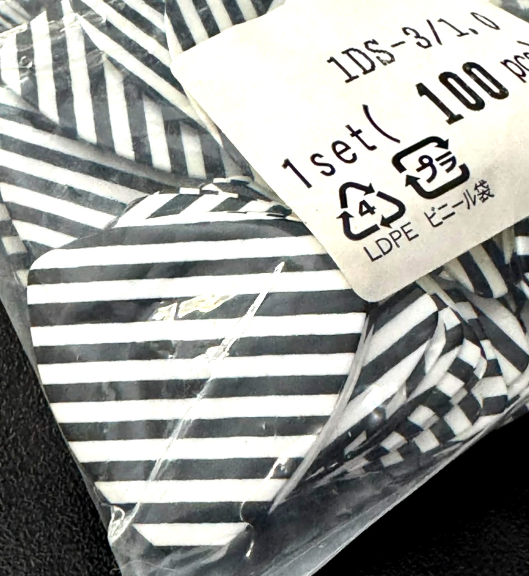 BULK Lot #29 - 1 Bag of 100 Guitar Picks Striped Design Bass 1DS - 3/1.0