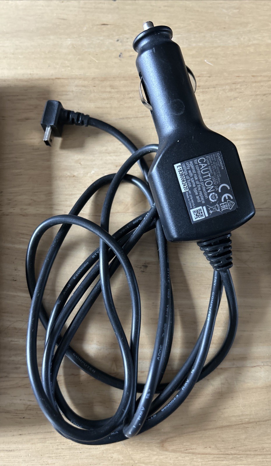 Garmin DriveSmart 61 LMT-S GPS Navigator System Bundle Y0150