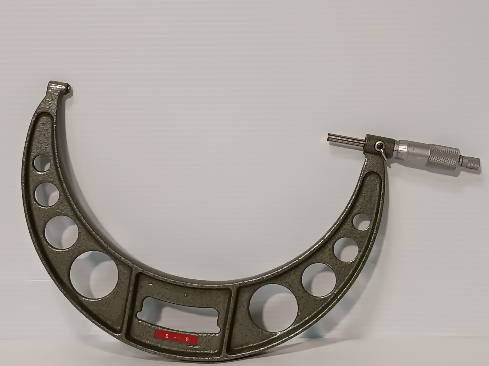 Mitutoyo Outside Micrometer Set, 6 Sizes, 5" - 11" Overall Range, .0001" Grad