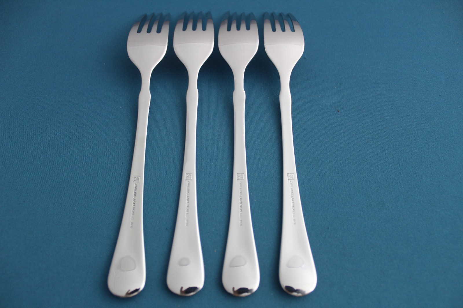 4 Dinner Forks Zwilling J. A. Henckels PROVENCE 18/10 Stainless NEW 7 7/8"