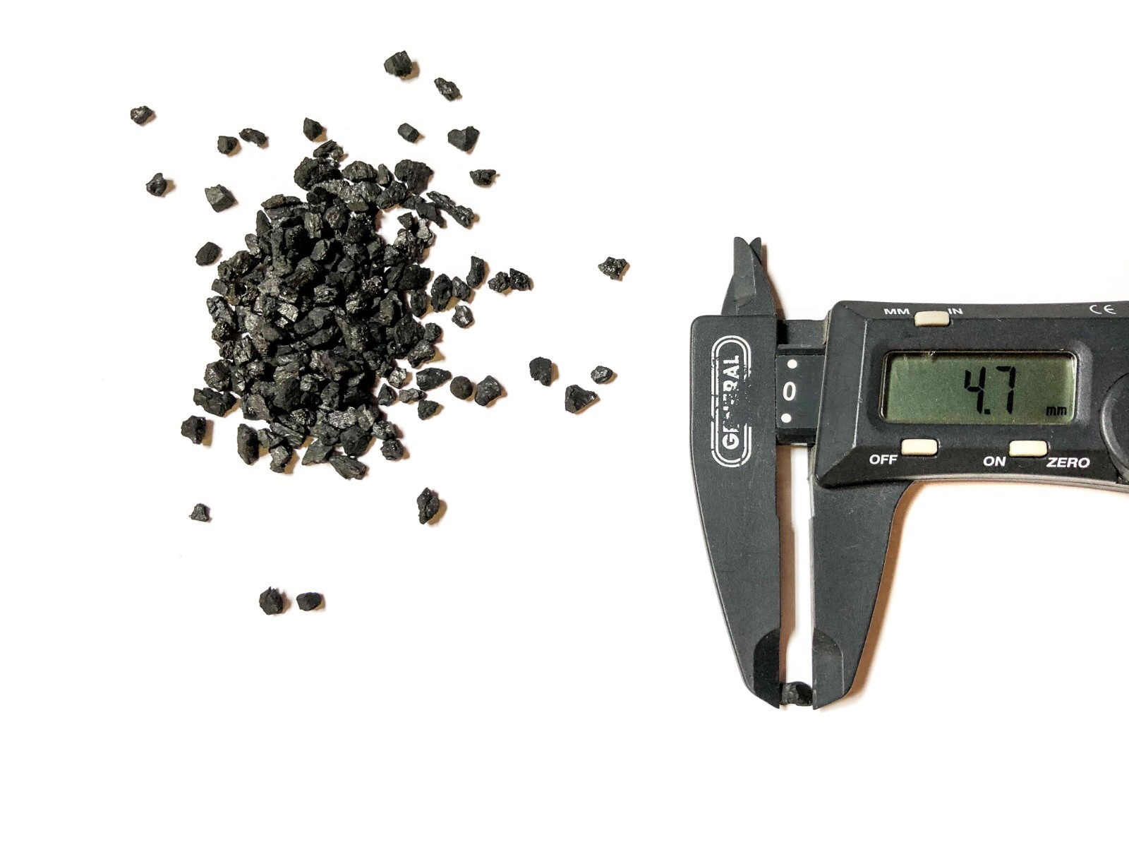 5 lbs Grade A, Activated Carbon in 5 Media Bags for Aquarium Fish Pond Canister