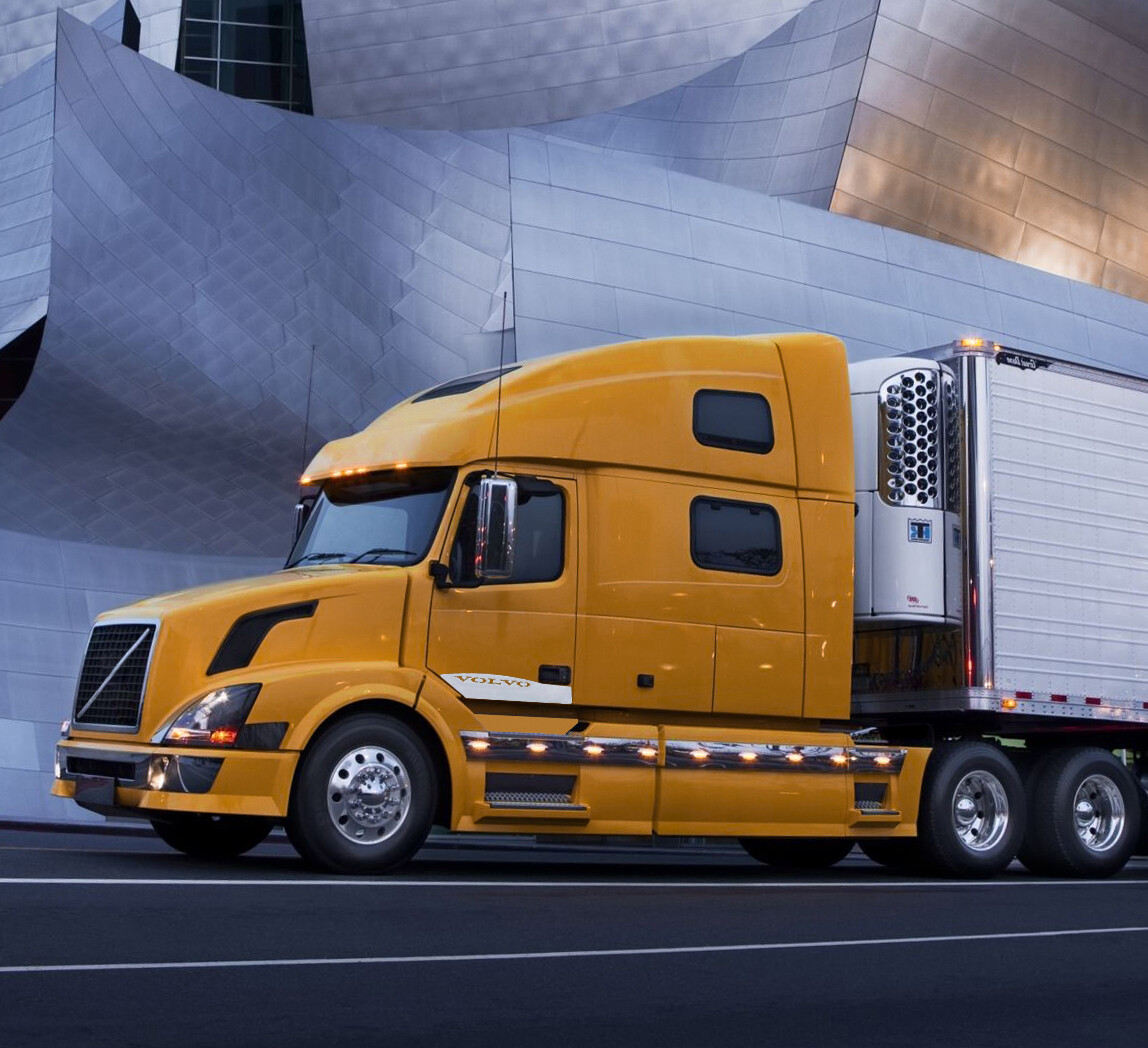 Stainless Steel Lower Door Plate Trim for 1998-2017 Volvo VNL Right & Left Side