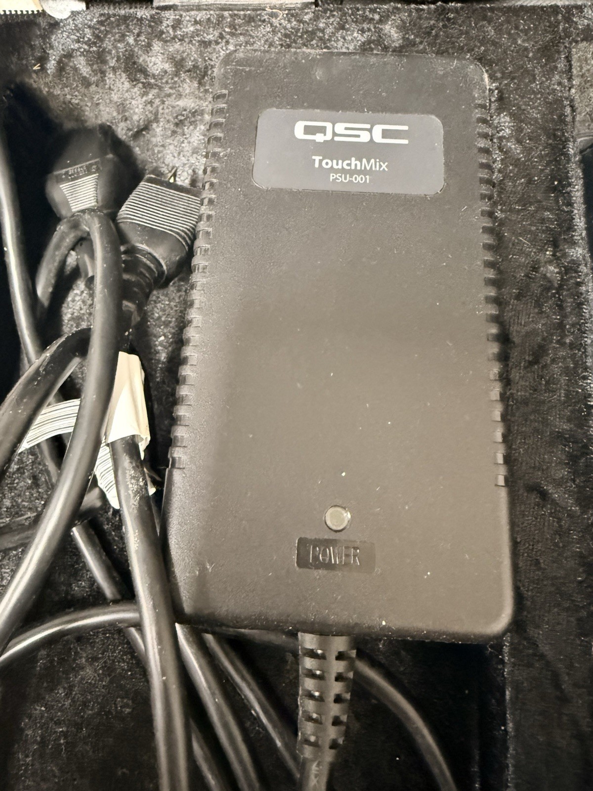 QSC TouchMix-16 Touch Screen Compact Digital Mixer PSU & Case READ DESCRIPTION