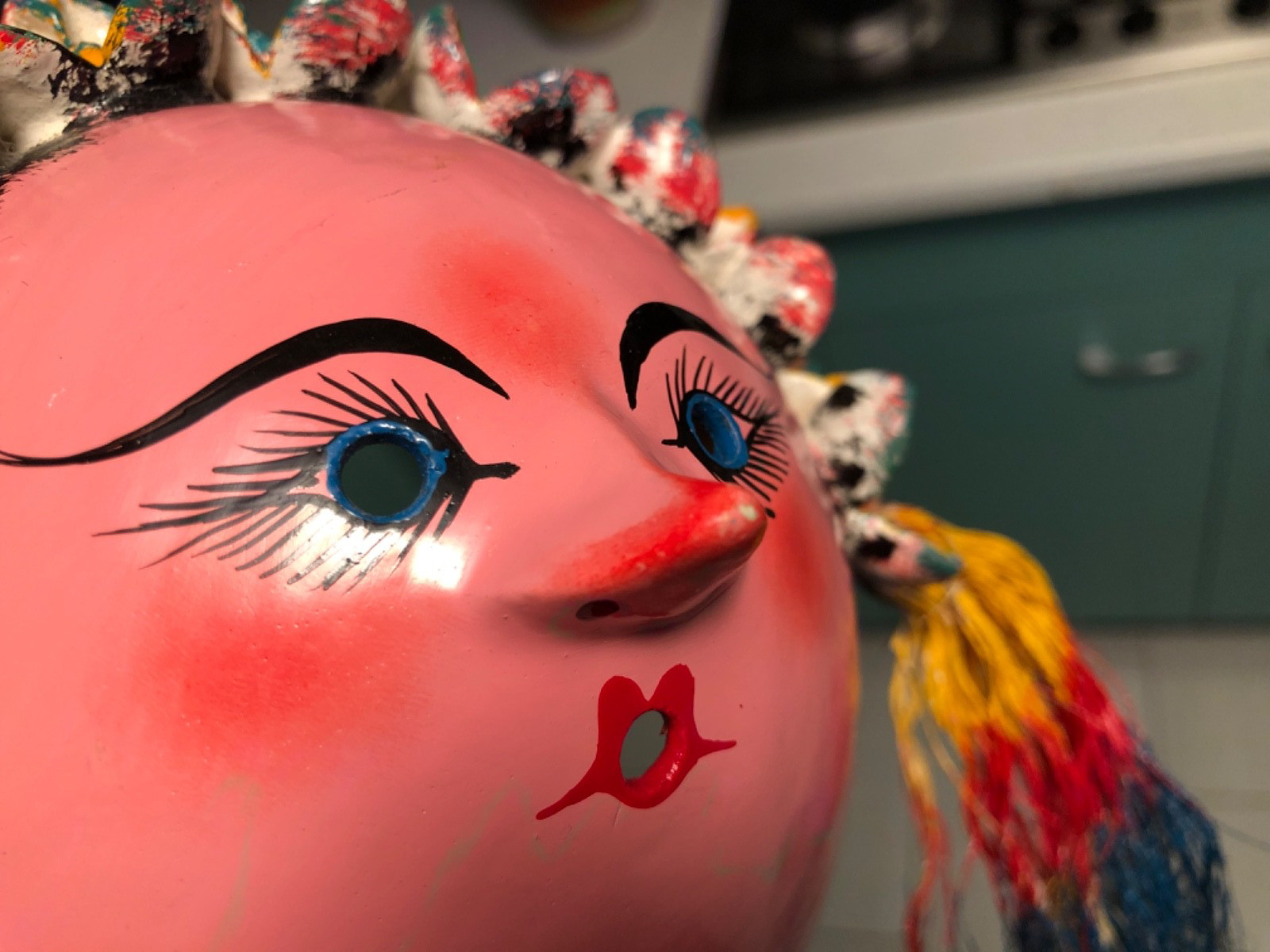 MEXICO FOLD ART COCONUT SHELL WALL MASK STING HOLDER GIRL PINK