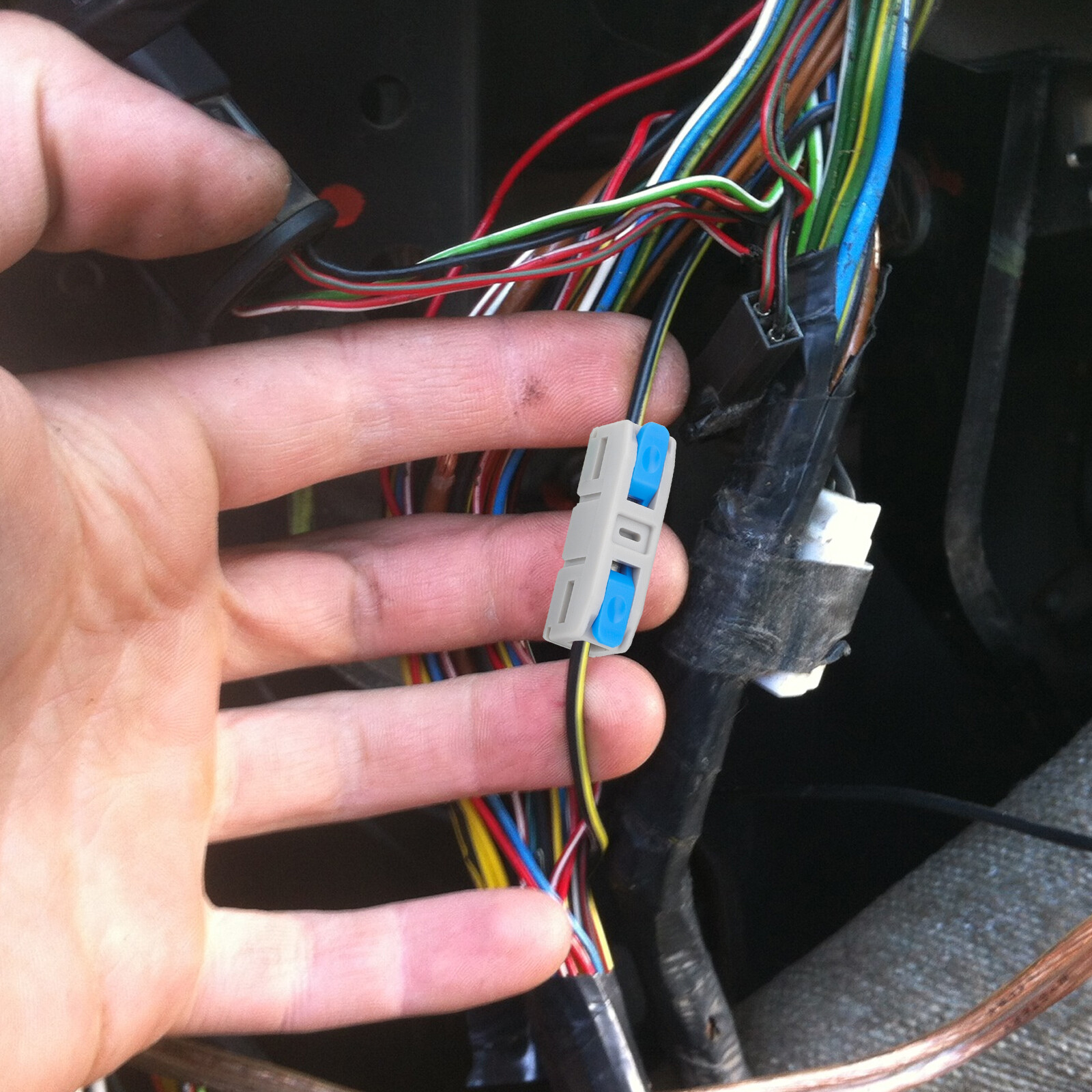 100pcs Quick Connect Lever Wire Connectors Compact Inline Splicing Terminals 24A