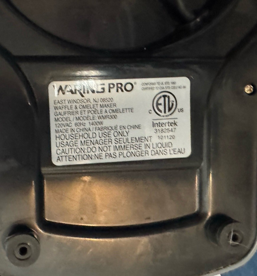 WARING PRO Professional Breakfast Express Waffle & Omelet Pancake Maker WMR300