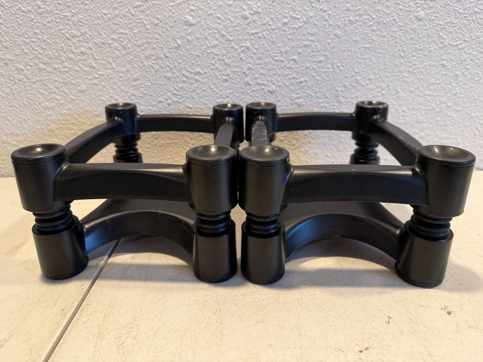 Lot of 2 IsoAcoustics ISO-L8R200 Acoustic Subwoofer Isolation Stand