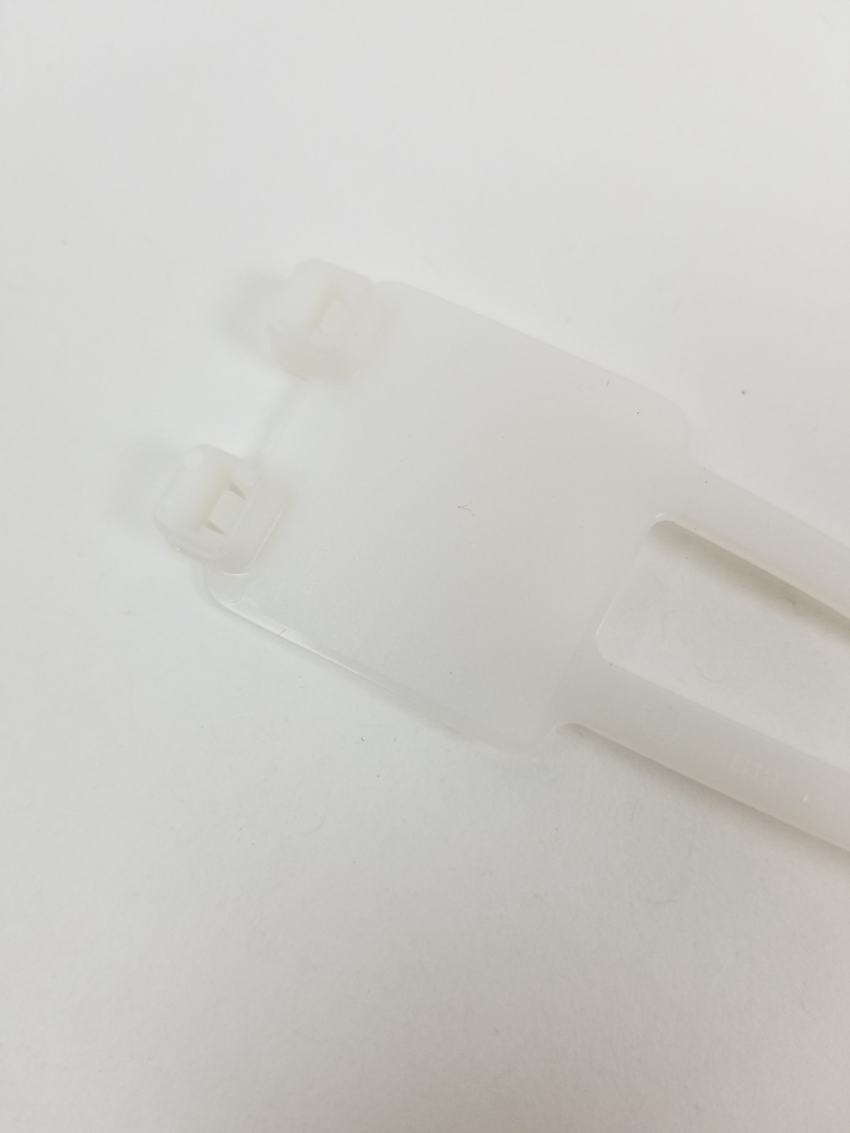 500 Panduit PL2M2S-D Marker Tie 50LB 7.40" Length Natural Color NEW