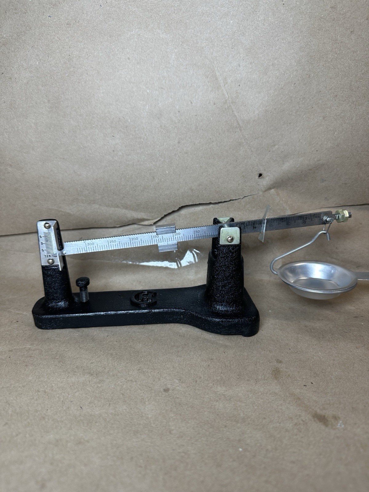 C-H #520 Powder & Bullet Scale Reloading Scale w/ Box & Instructions