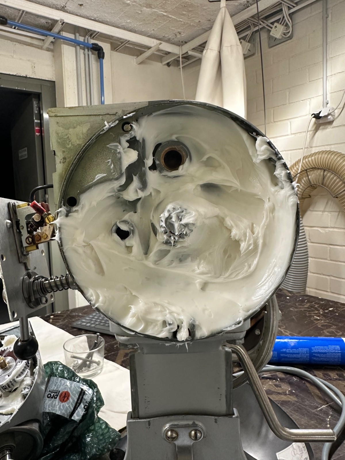 Hobart N50 - stand mixer