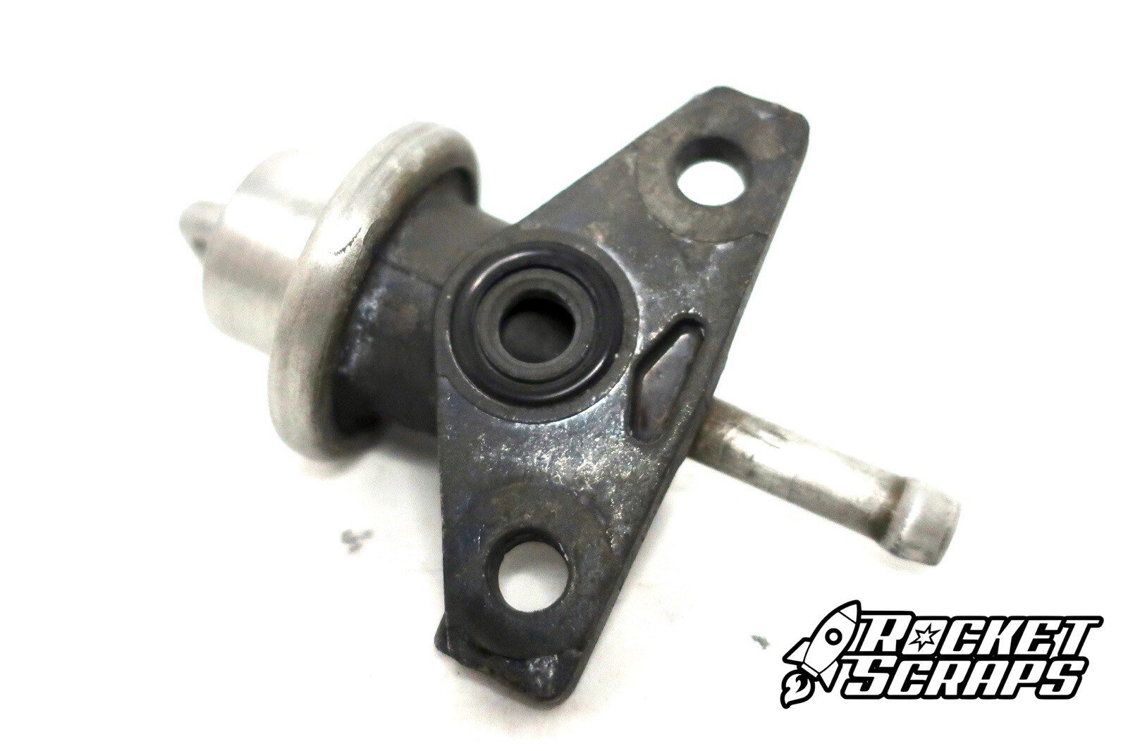 96 00 Honda Civic 99-01 CRV Del Sol D16Y7 Fuel Pressure Regulator FPR B20 OEM