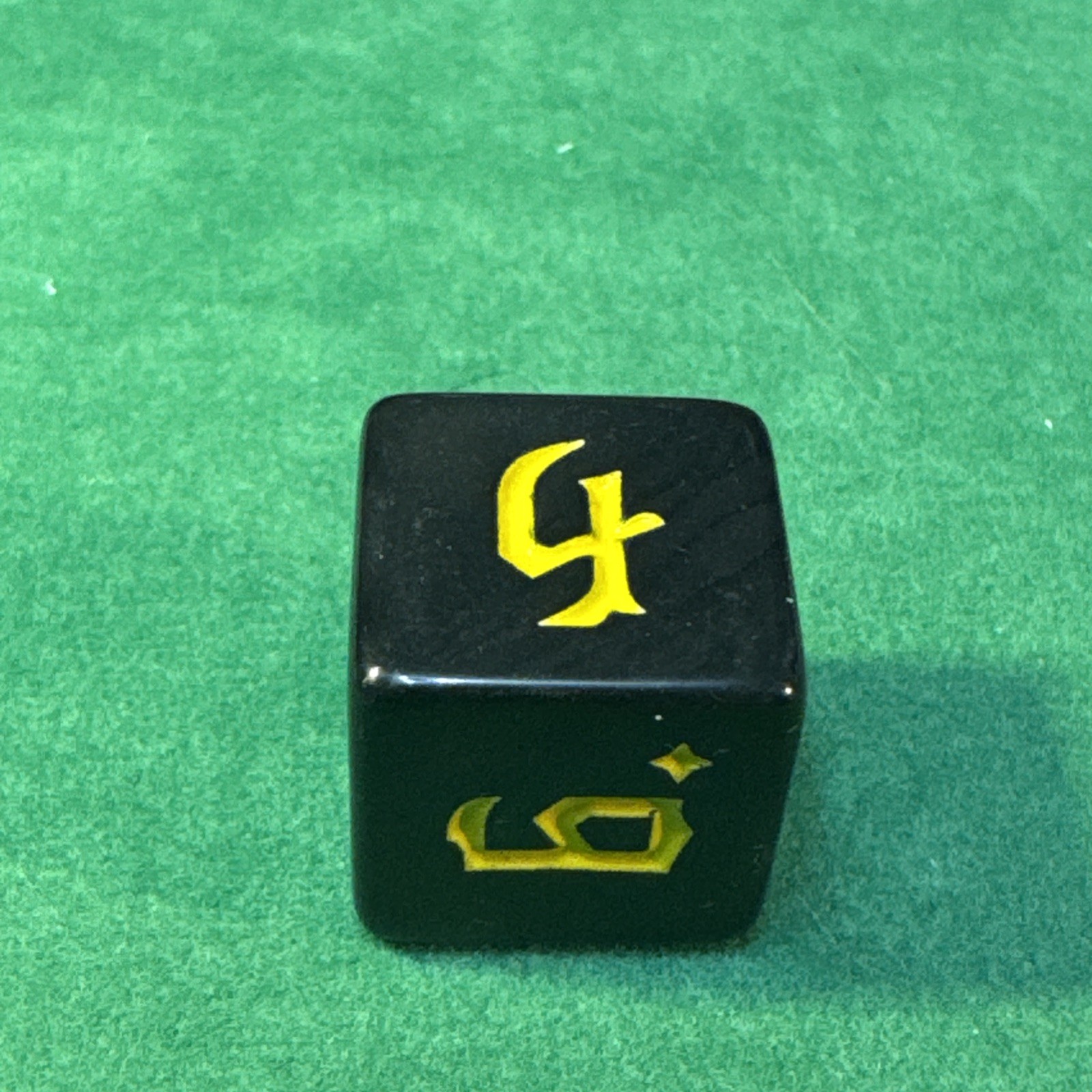 Black 7-piece Acrylic Dice Set - RPG DND 17