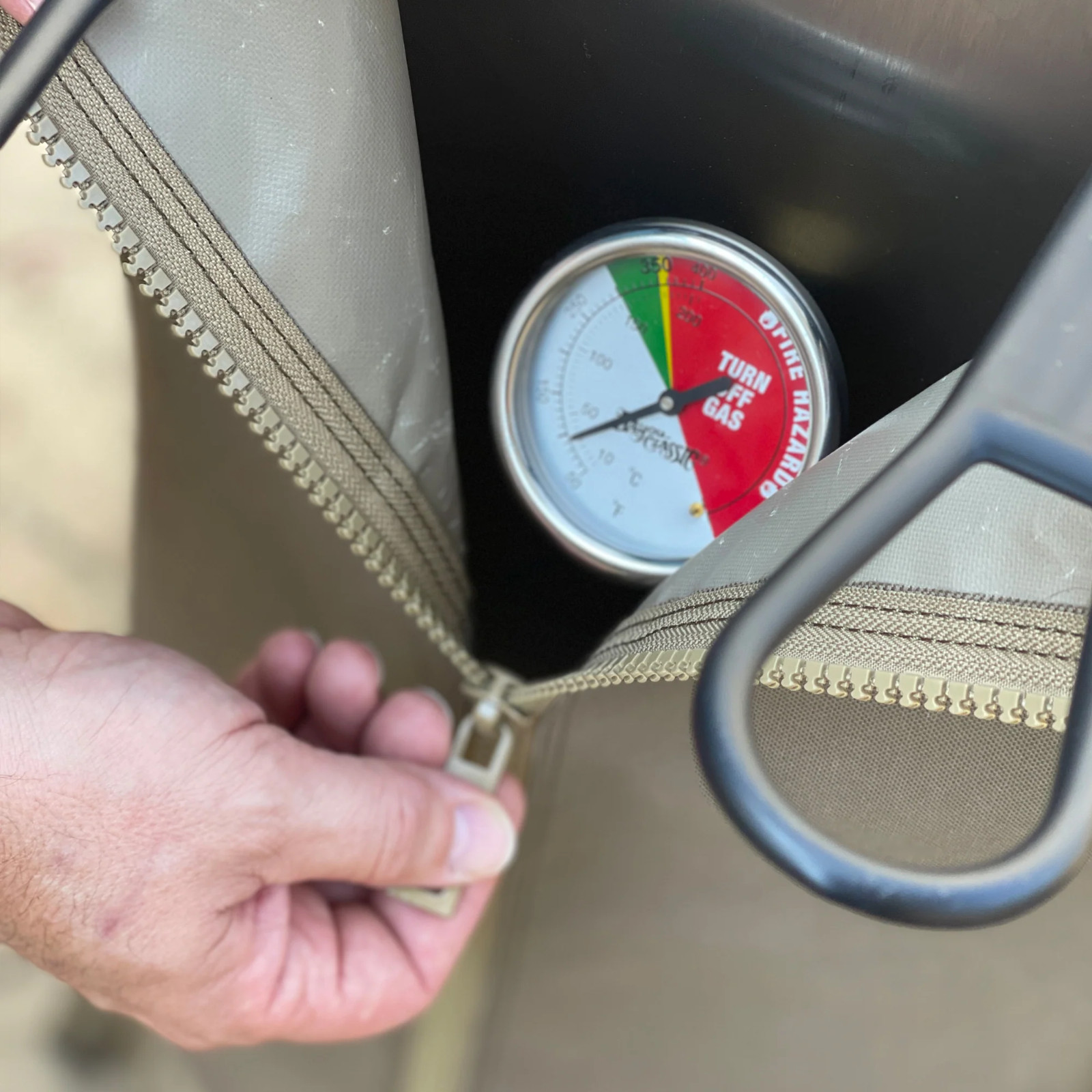 Bayou Classic 700-551 4 Gallon Full Length Canvas Brown Fryer Cover With Zipper