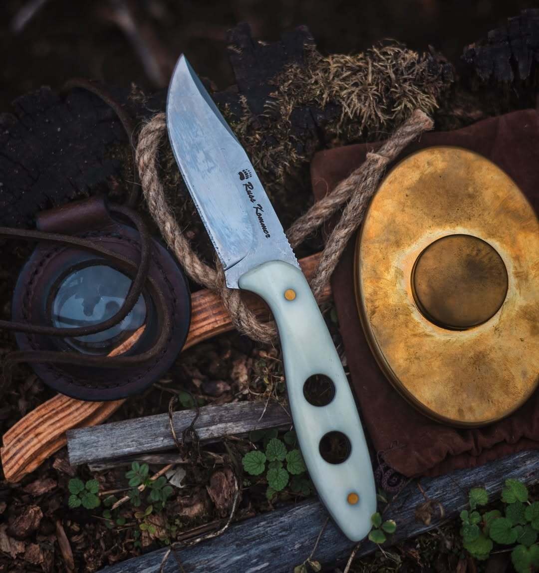 Russ Kommer Whiteout D2 Steel Fixed Blade Hunting Knife With Leather Sheath