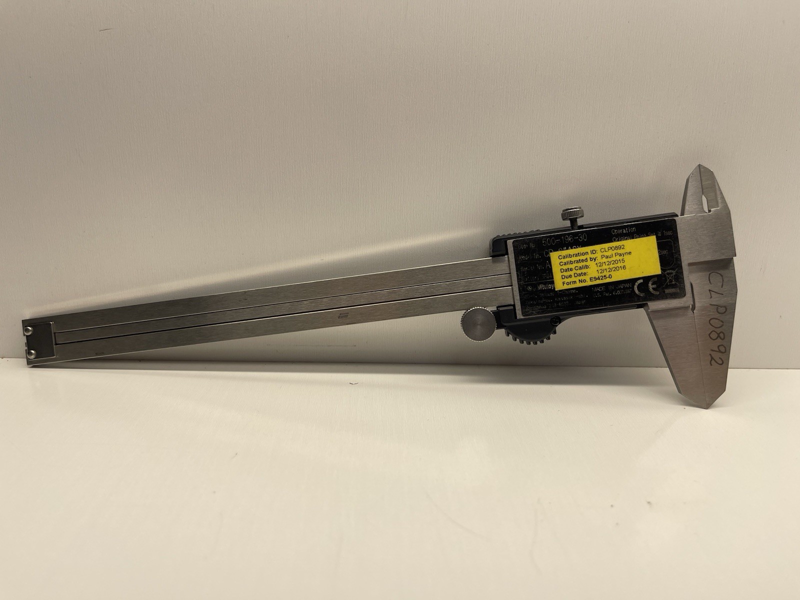 Mitutoyo 6in/150mm Digital Caliper 500-196-30 Model No. CD-6" CS, Made in Japan