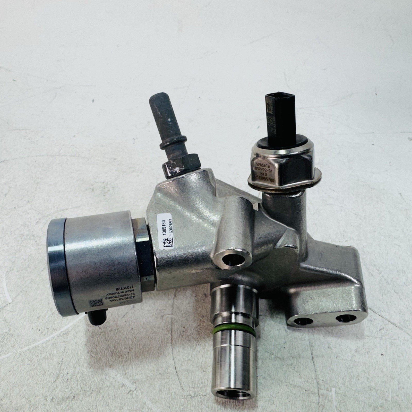 Genuine Volvo Truck 24794298 DEF Dosing Unit (Diesel Exhaust Fluid Doser)