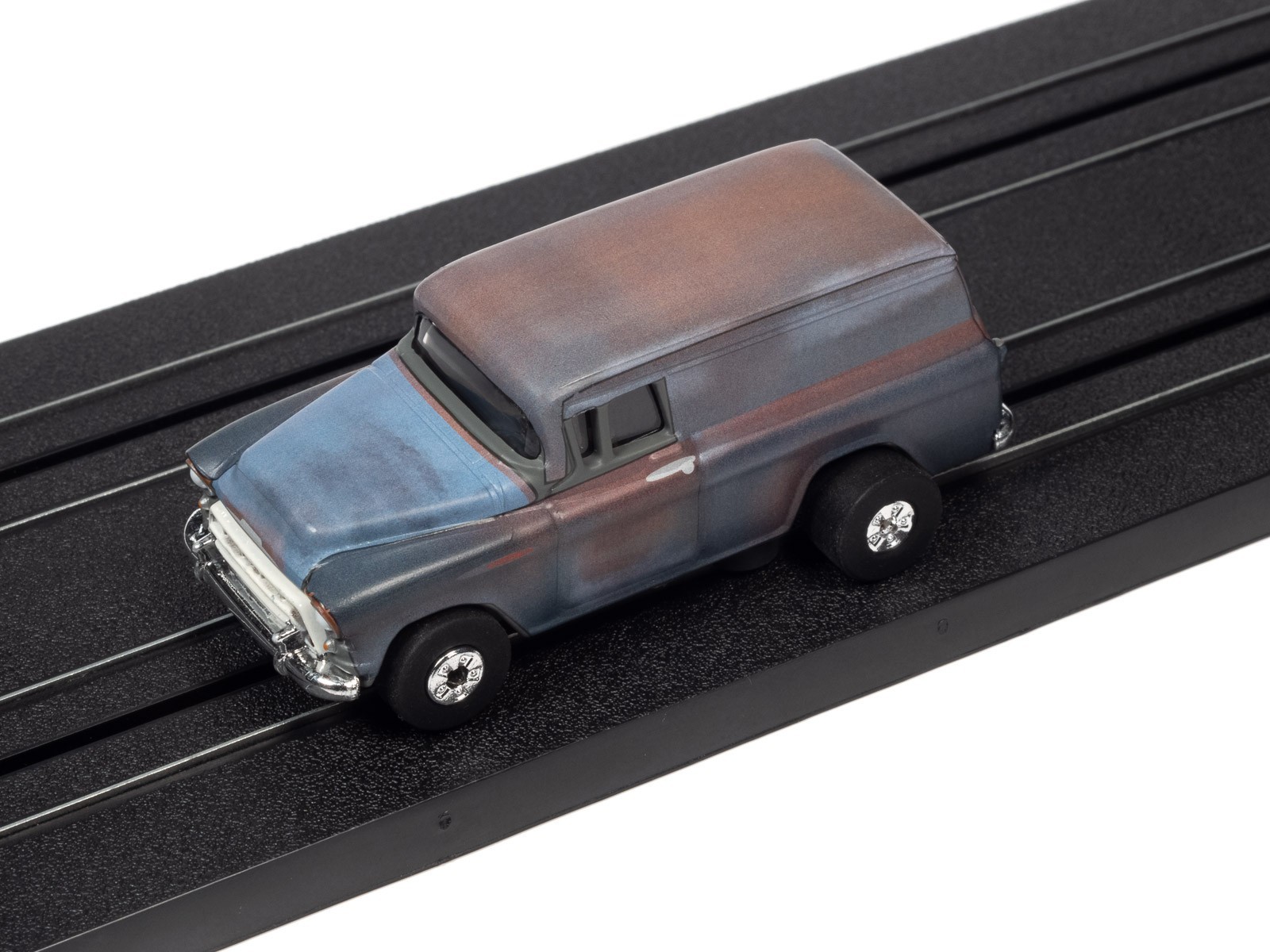 Auto World 1957 Chevy Suburban HO Scale Slot Car SC392