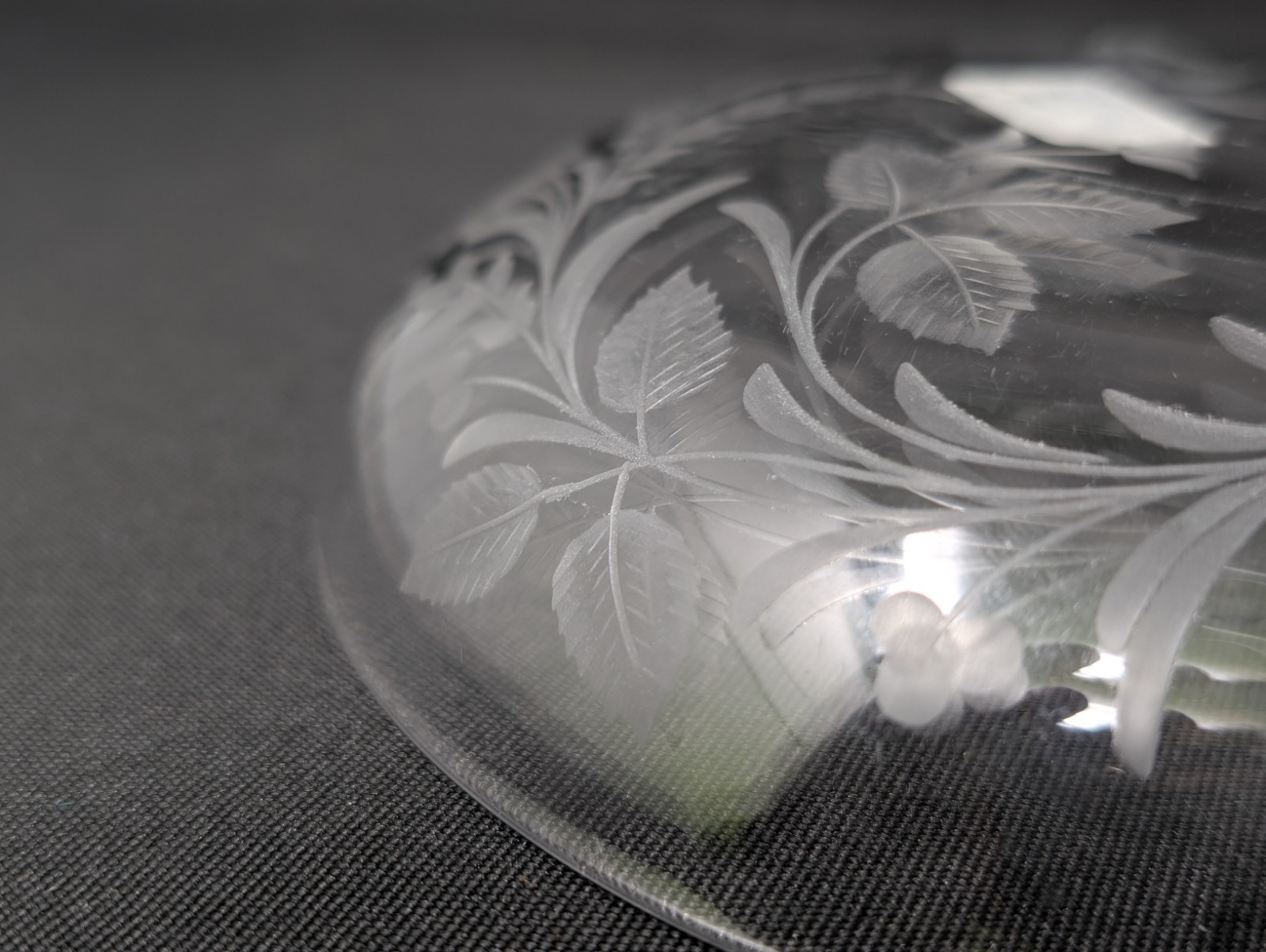 Sinclaire Intaglio Etched 6" Shallow Bowl Dish ANTIQUE American Brilliant