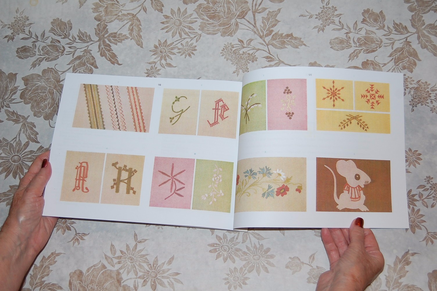 Rare Deluxe-Edition Instructions Manual for Singer 401, 401A Sewing Machine