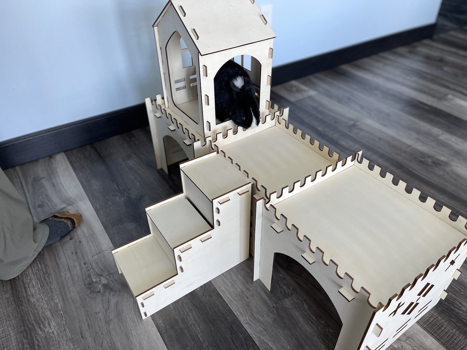 Large Rabbit Hideout, Wooden Rabbit Castle Bunny for Hamsters , guinea pig