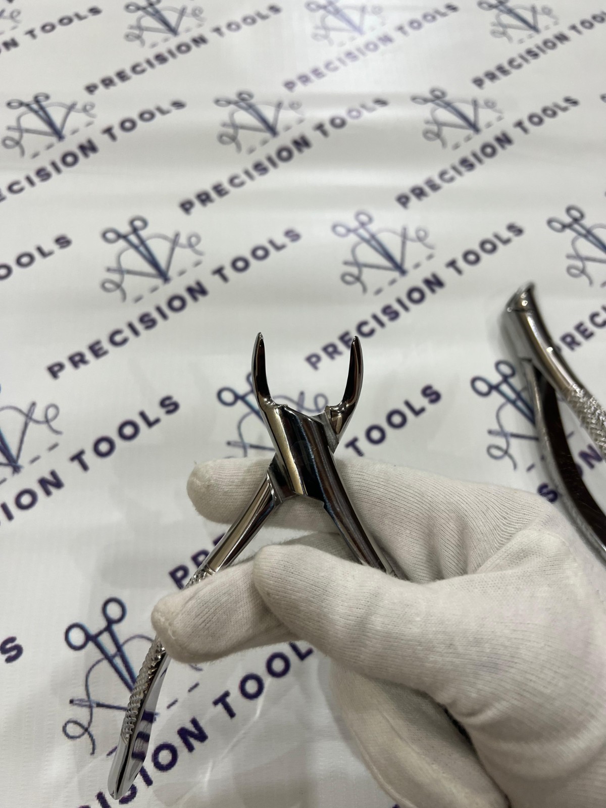 Hu-Friedy 150S and 151S Dental Extraction Forceps 2 PCS