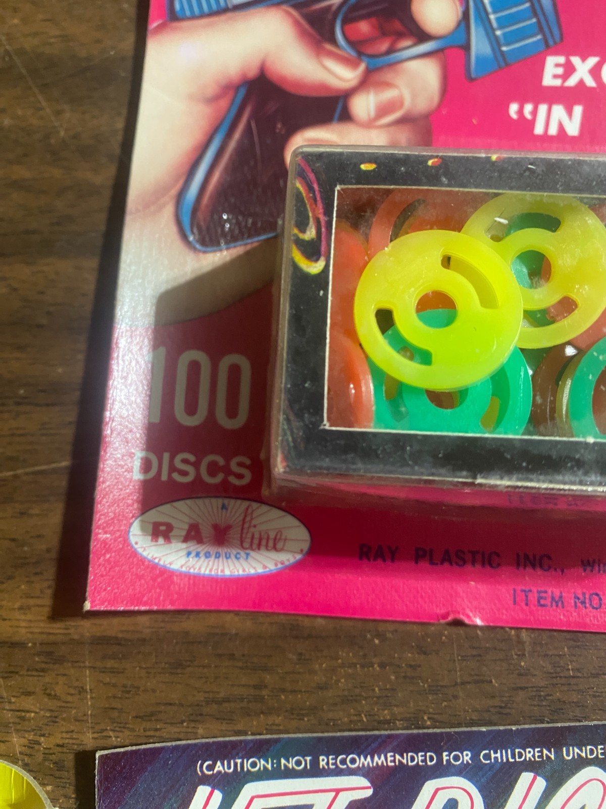 Vintage Star Trek 100 Jet Disc Tracer Gun Space Toy Ammo Ray Line NIP