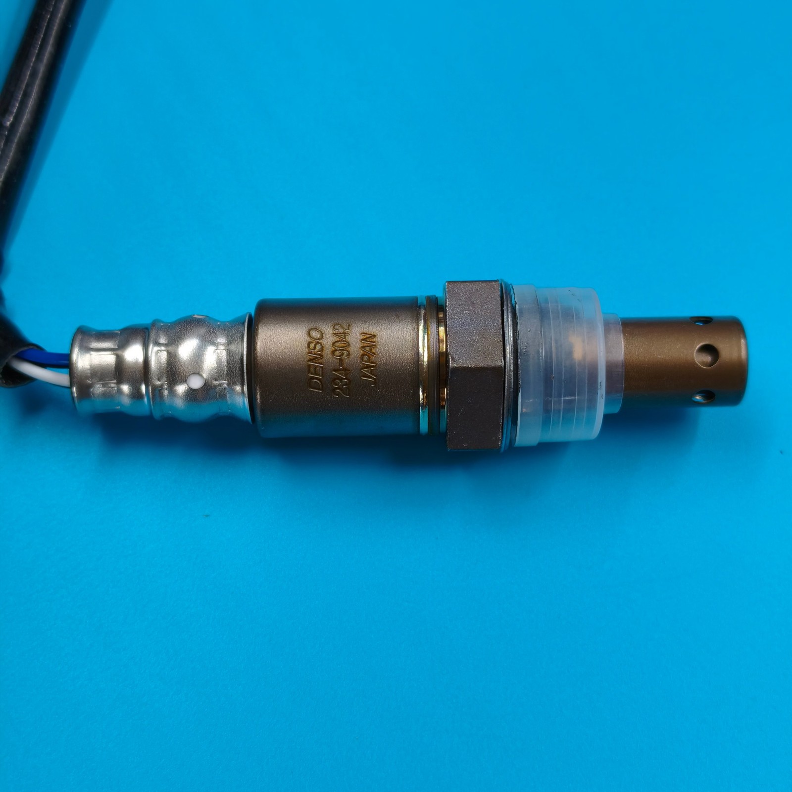 DENSO 234-9042 Upstream Front Oxygen sensor