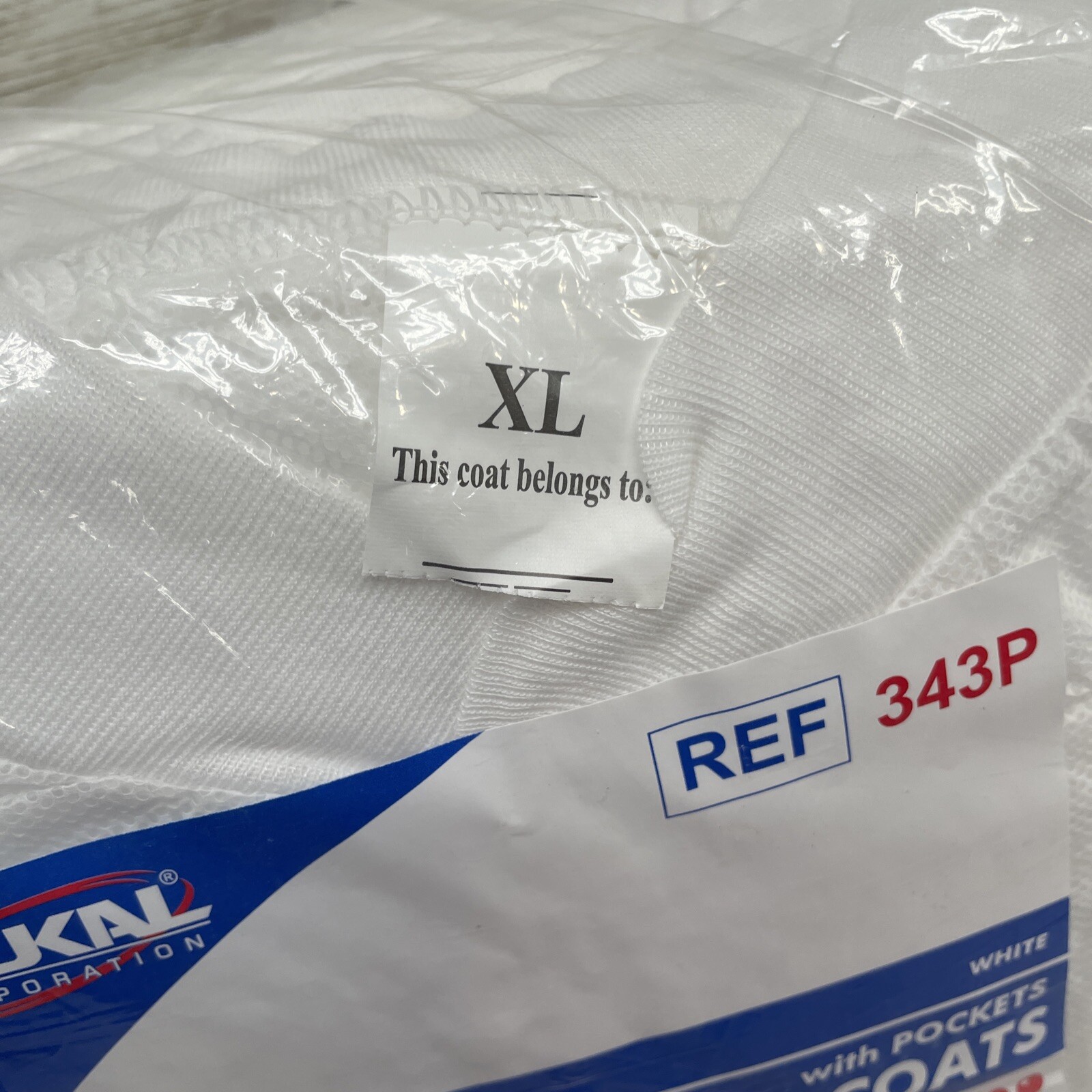 10 Disposable Lab Coats with Pocket White 343P Work Gowns XL Protective Clothing