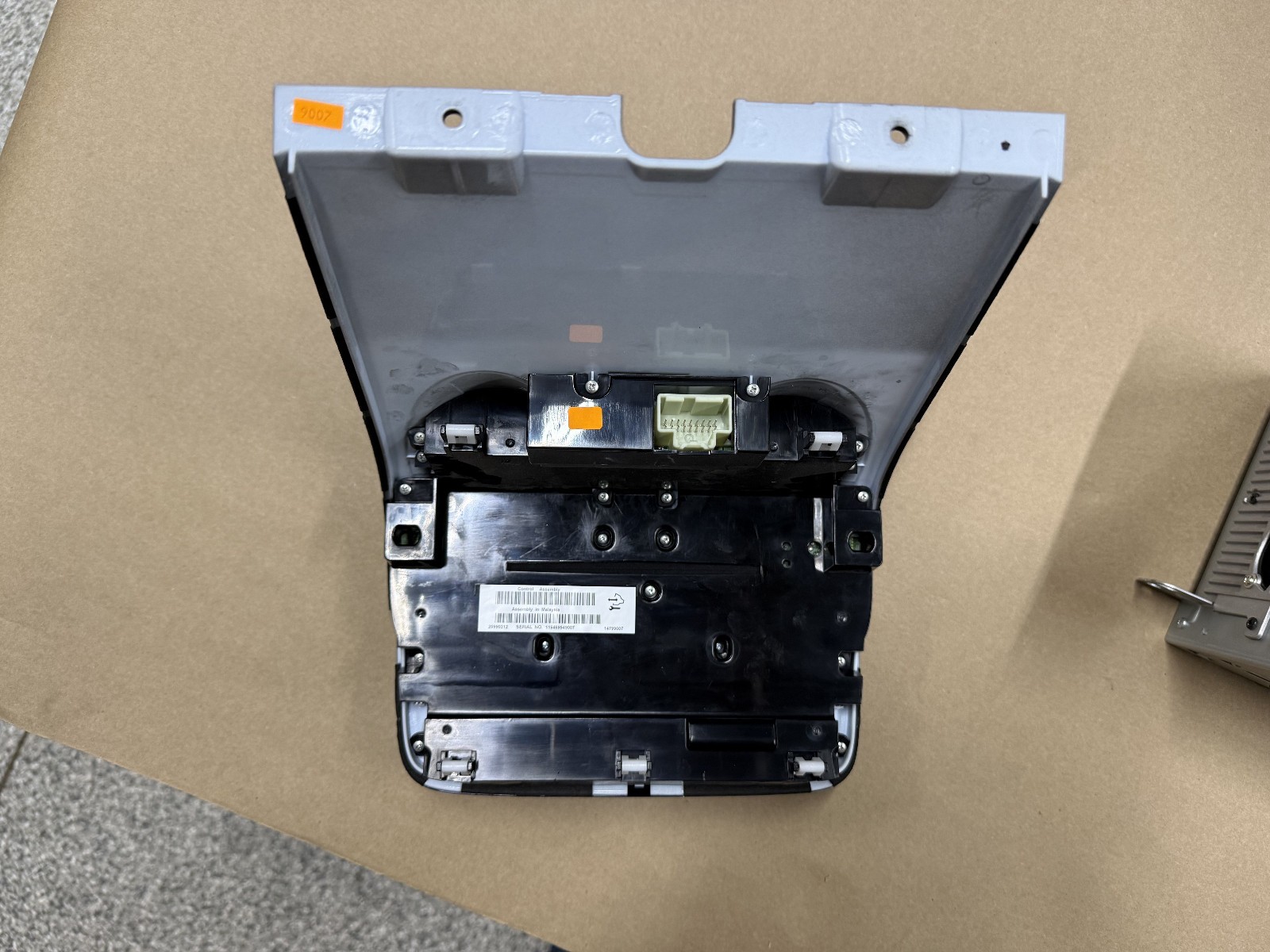 2010-2015 Chevrolet Camaro SS Radio Face Plate Head Unit GM - OEM