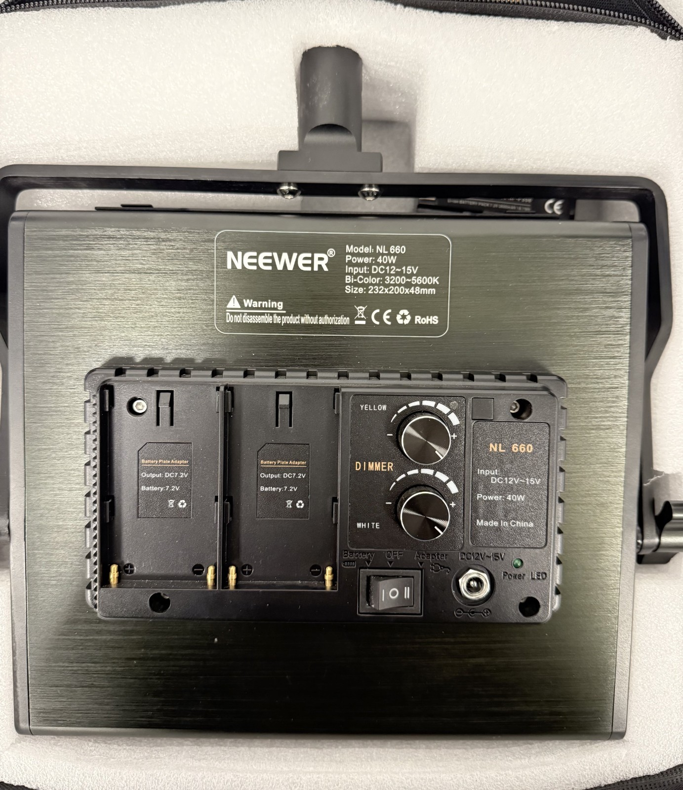 3 Pack Neewer LED Video Light Kit w/ Batteries & Carry Bags – NP-F550