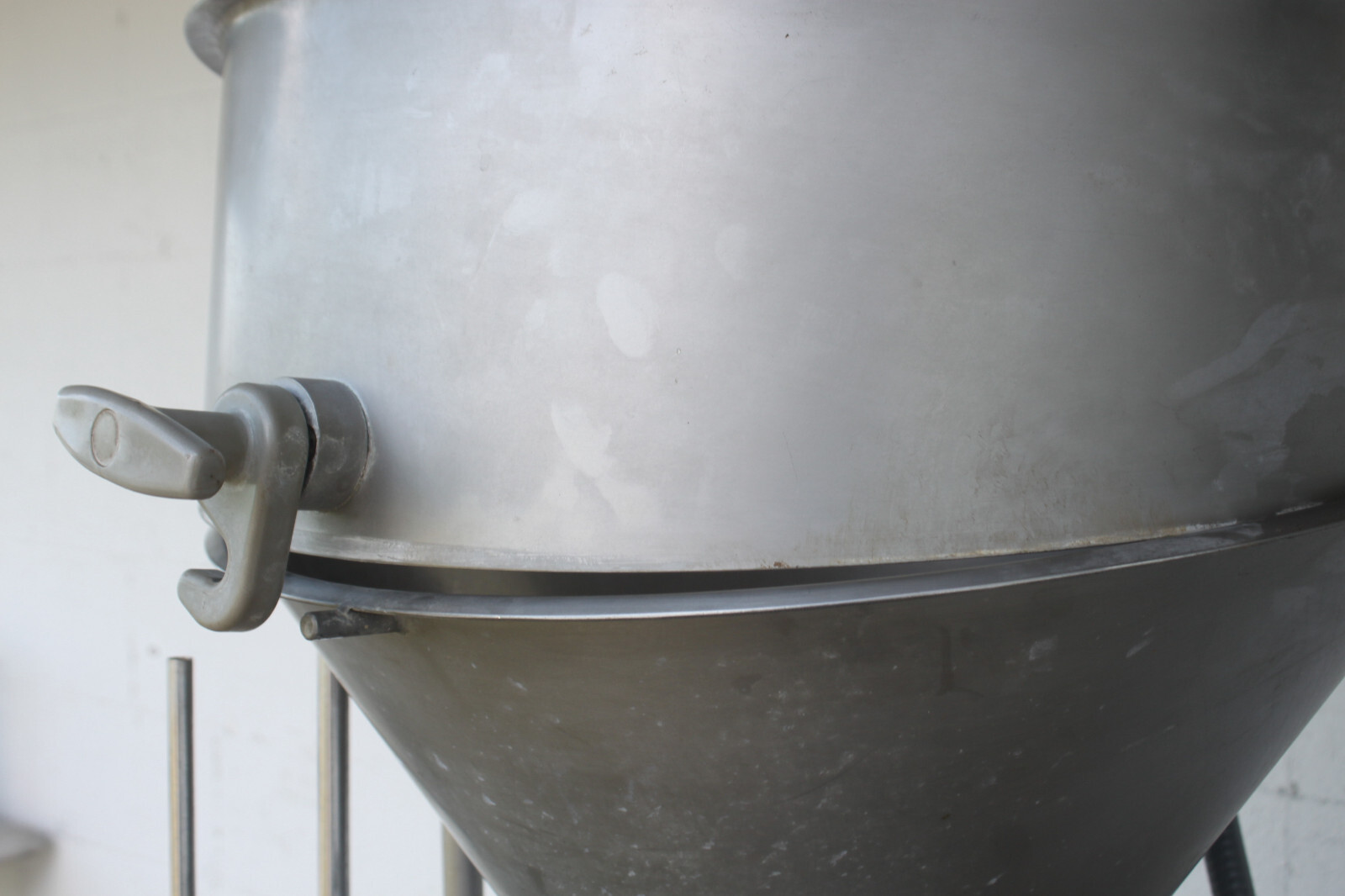 HANDTMANN VF 50 VACUUM PORTIONING FILLER STUFFER MACHINE AS-IS