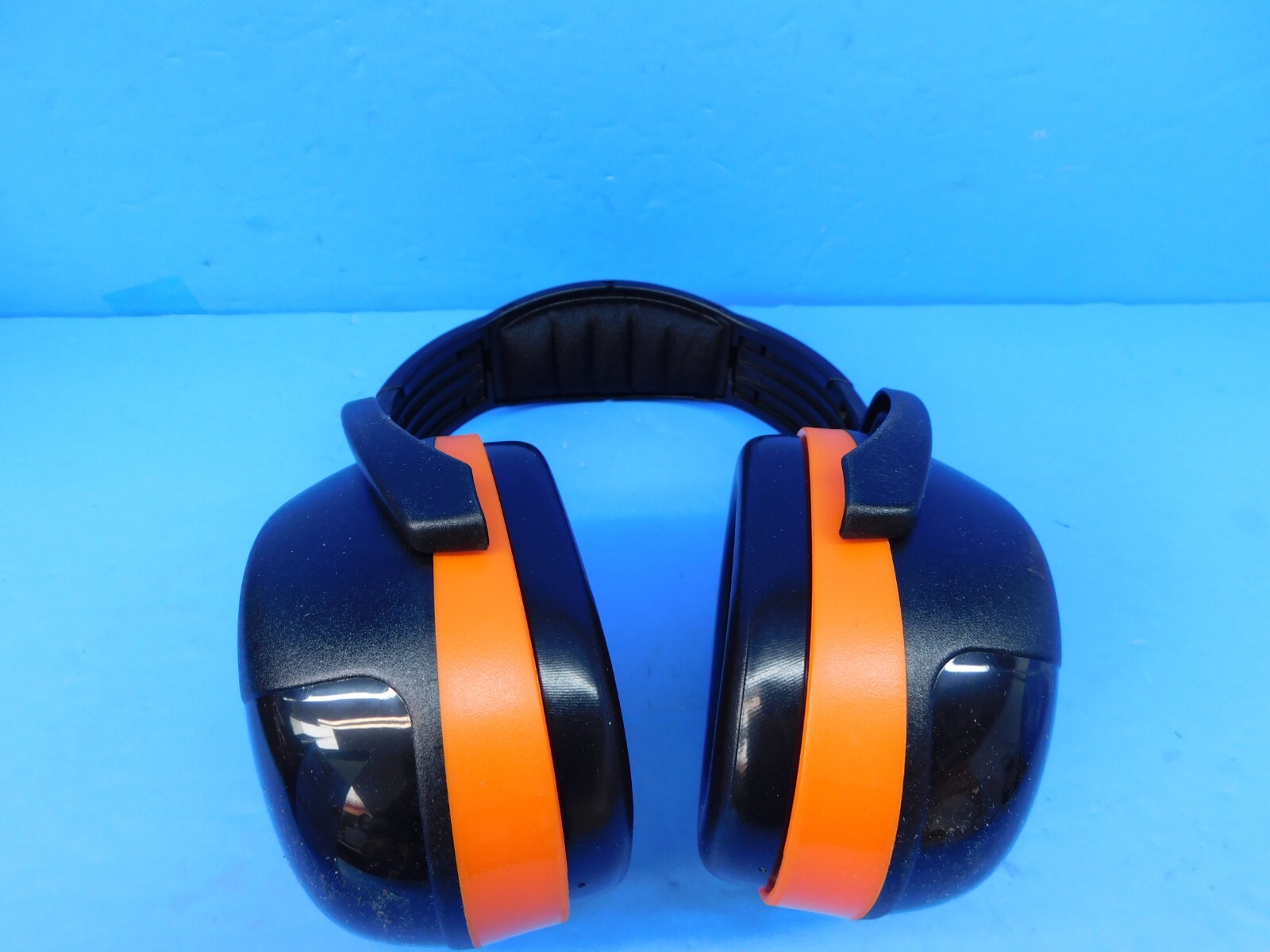 GENUINE STIHL TIMBERSPORTS EARMUFF NRR 29 dB # 7010 884 0513 ---- UP 613