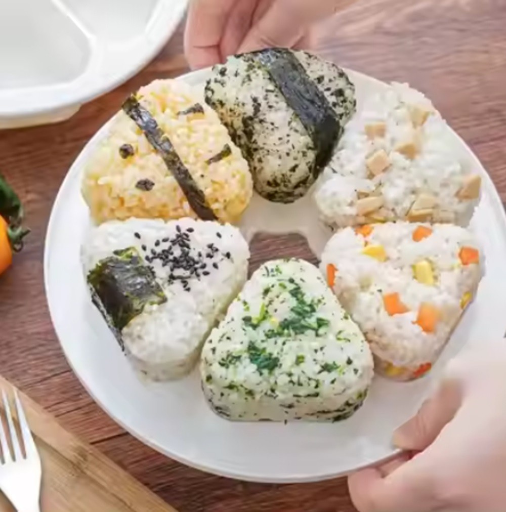 6-in-1 Onigiri Mold–Multifunctional Triangle Sushi Rice Ball Maker & Storage Set