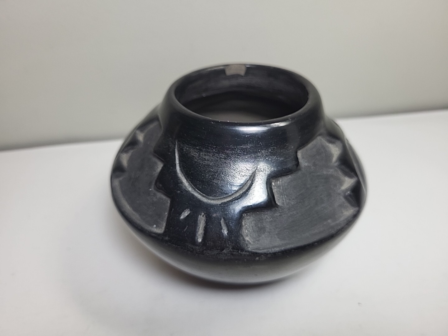 Early Julia Martinez Santa Clara Pueblo Pottery Bowl Jar Vase