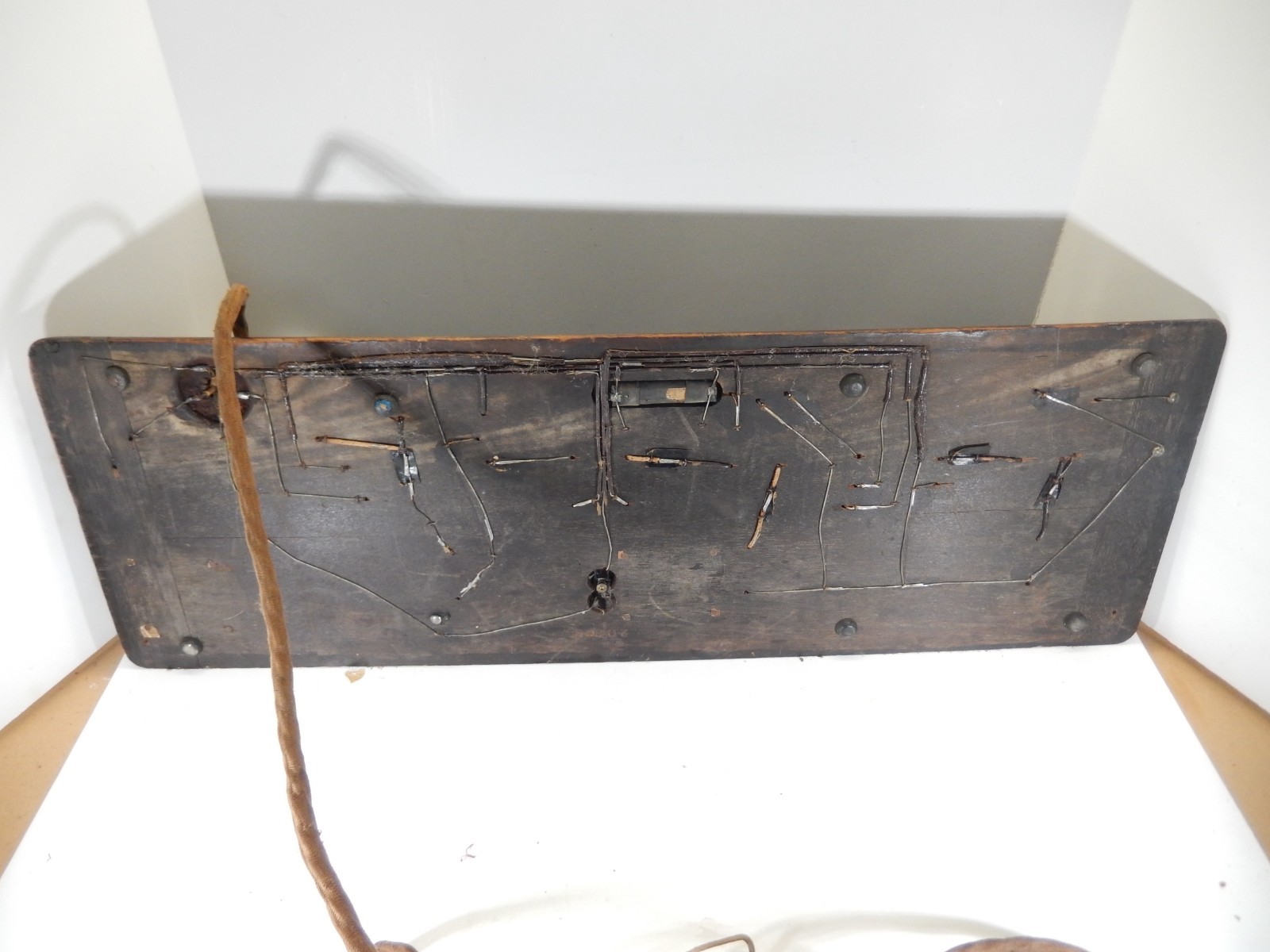 ATWATER KENT MODEL 10C BREADBOARD RECEIVING RADIO & AIRLINE HEADPHONES UNTESTED